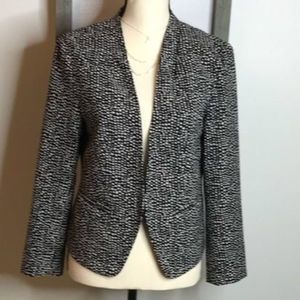 LOFT • SIZE: M • LINED BLACK AND WHITE BLAZER